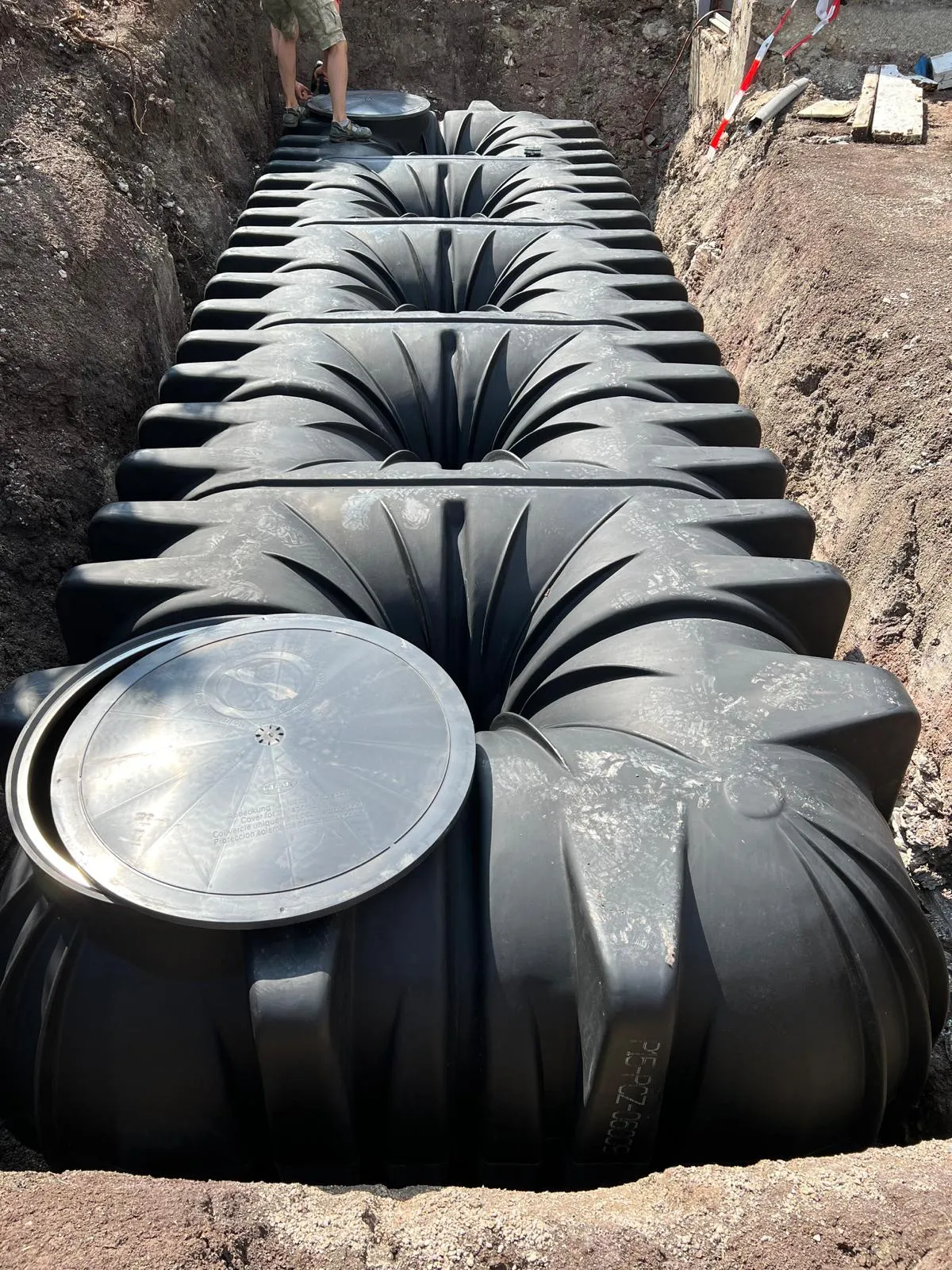 Einbau einer 15.000 Liter Zisterne